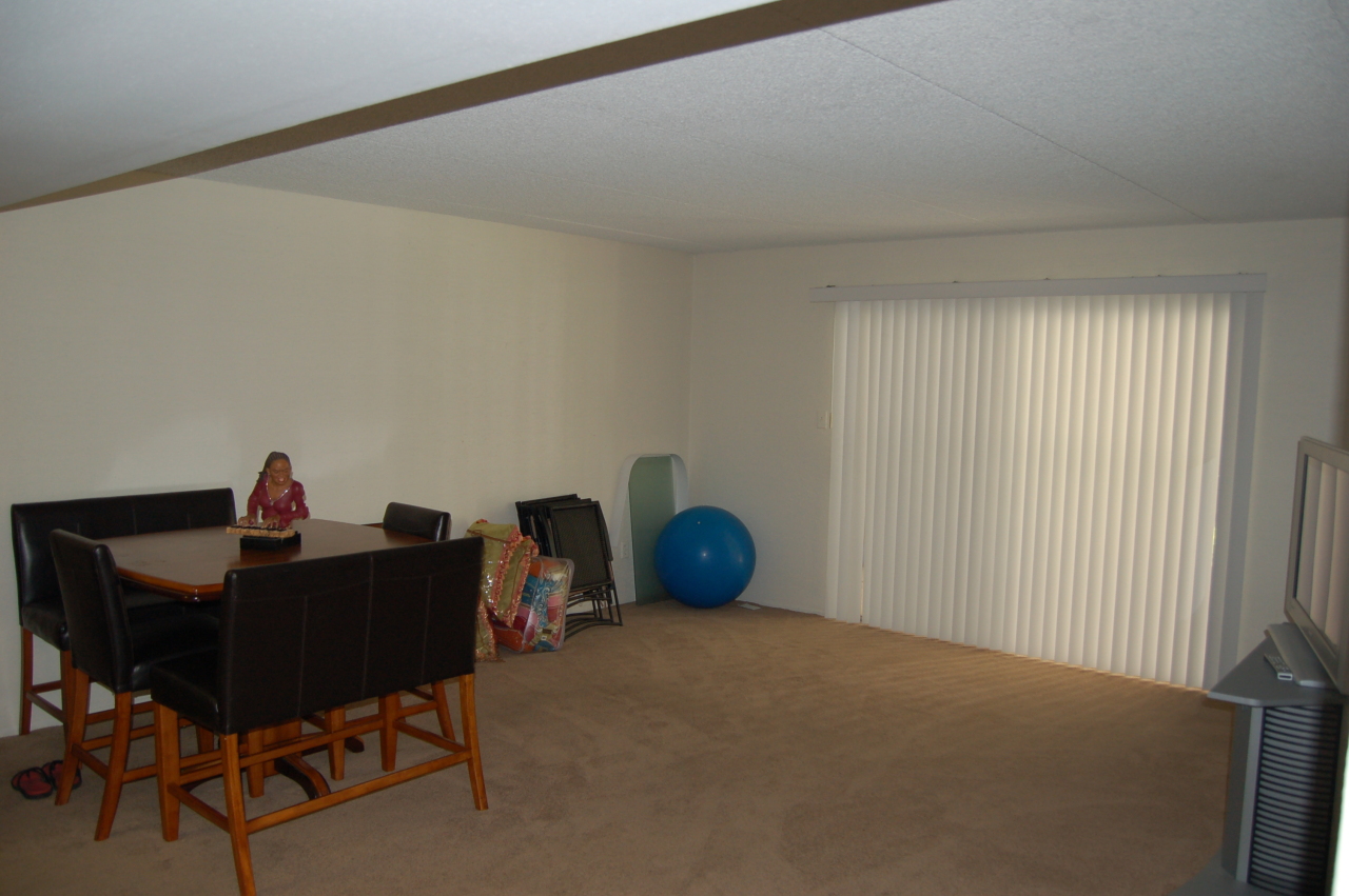 7950 East Camelback Road, Unit 107 Scottsdale, AZ 85251 - Photo 2 of 18 Living dining room