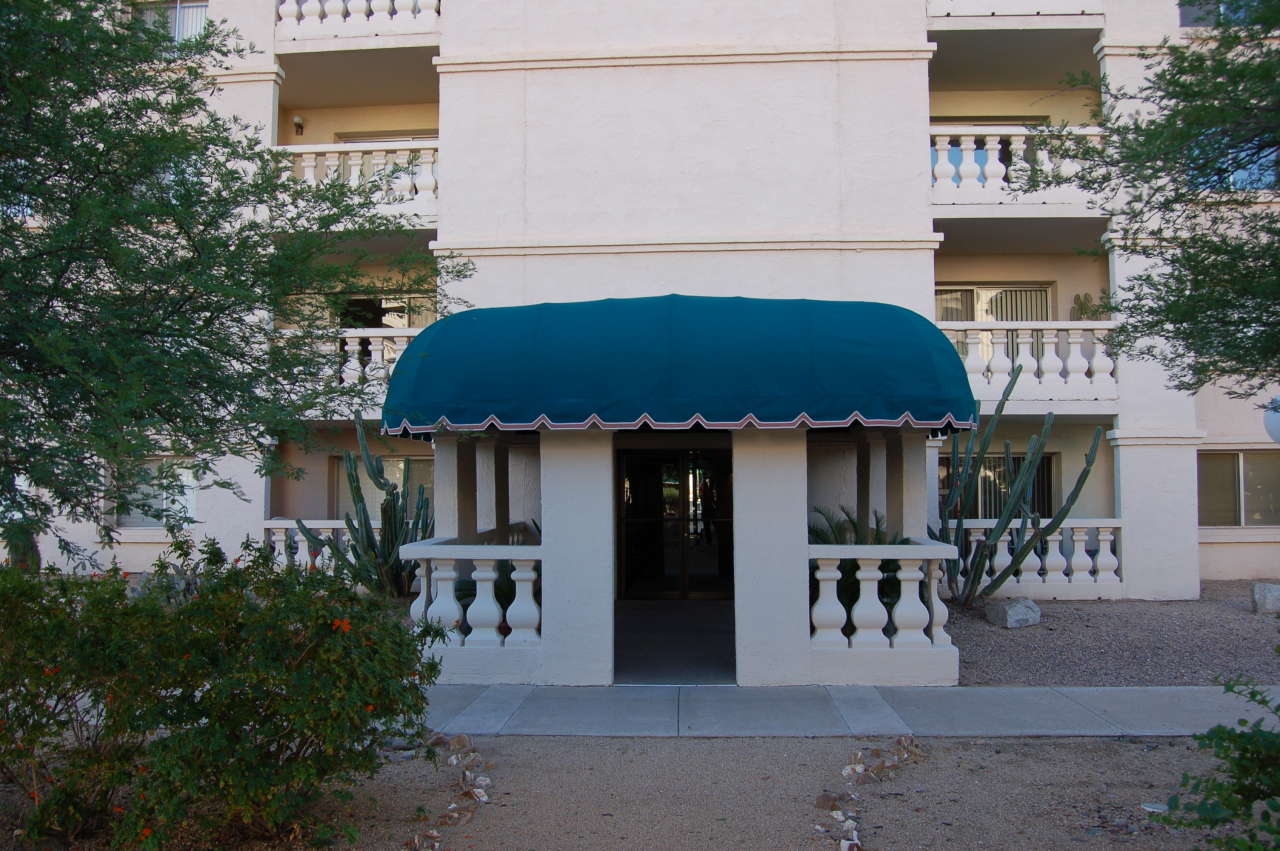 7950 East Camelback Road, Unit 107 Scottsdale, AZ 85251 - Photo 7 of 18 Entry