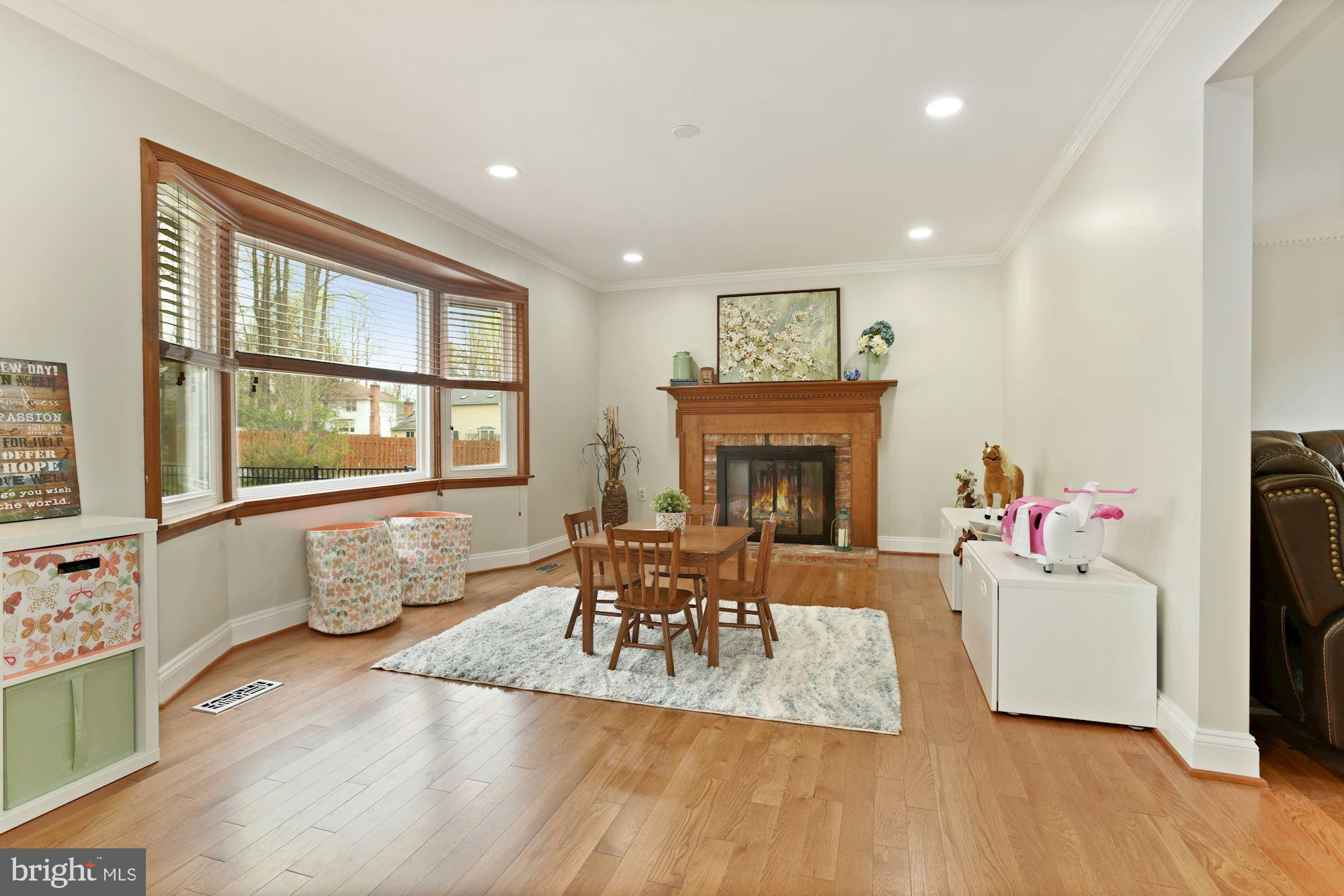 15604 Evesham Place Silver Spring, MD 20905 - Photo 15 of 62 Gallery Image 15