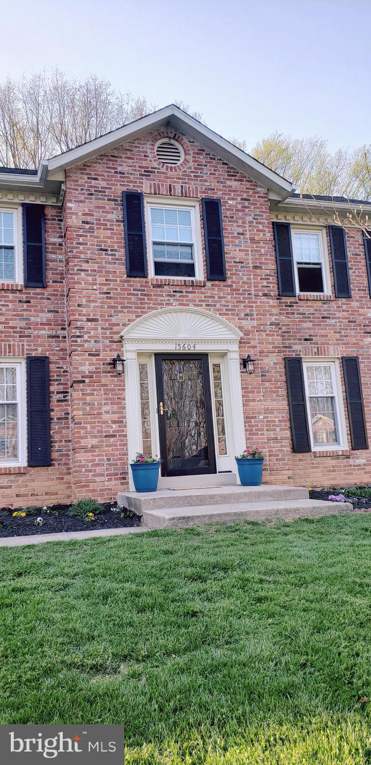 15604 Evesham Place Silver Spring, MD 20905 - Photo 3 of 62 Gallery Image 3