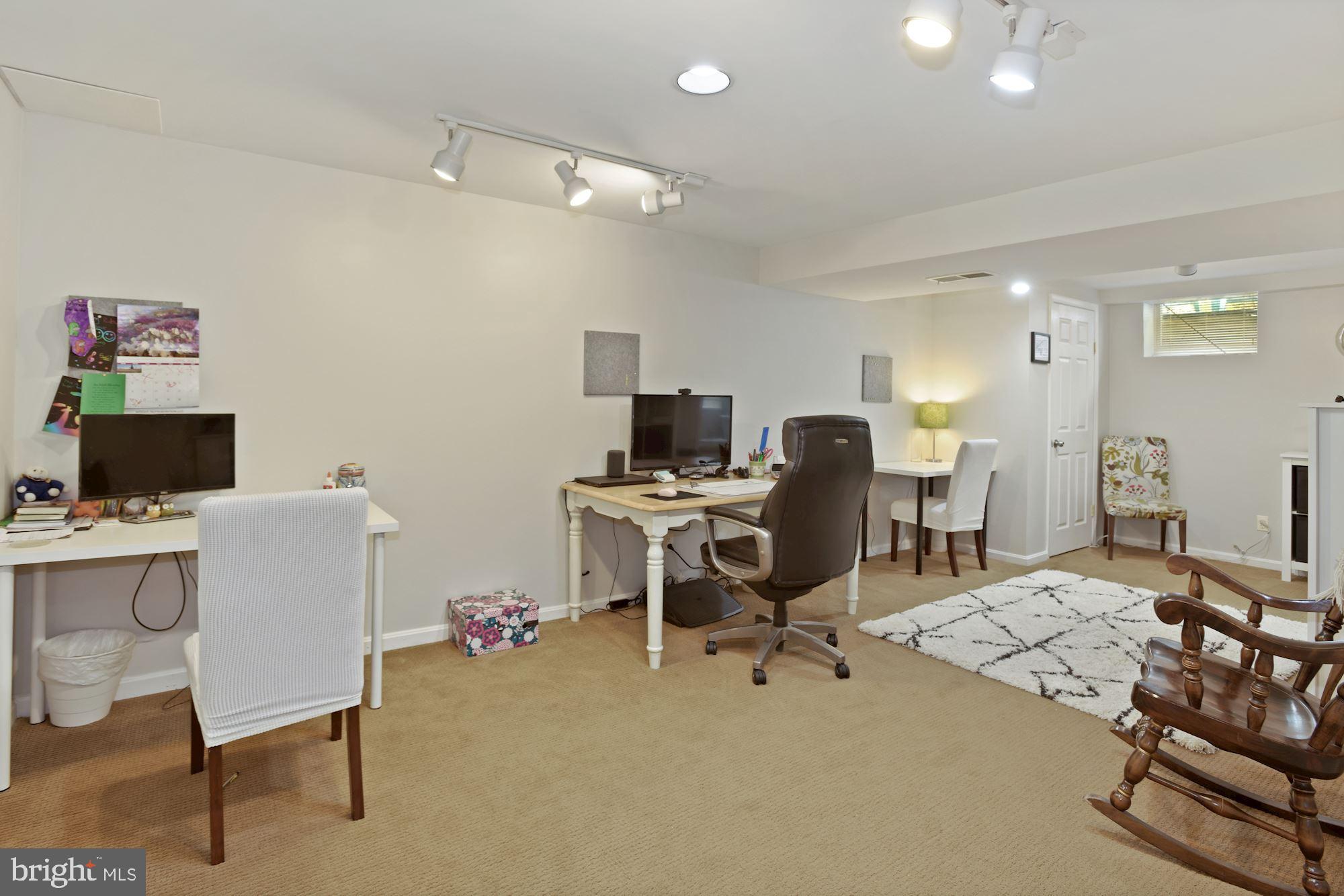 15604 Evesham Place Silver Spring, MD 20905 - Photo 33 of 62 Gallery Image 33