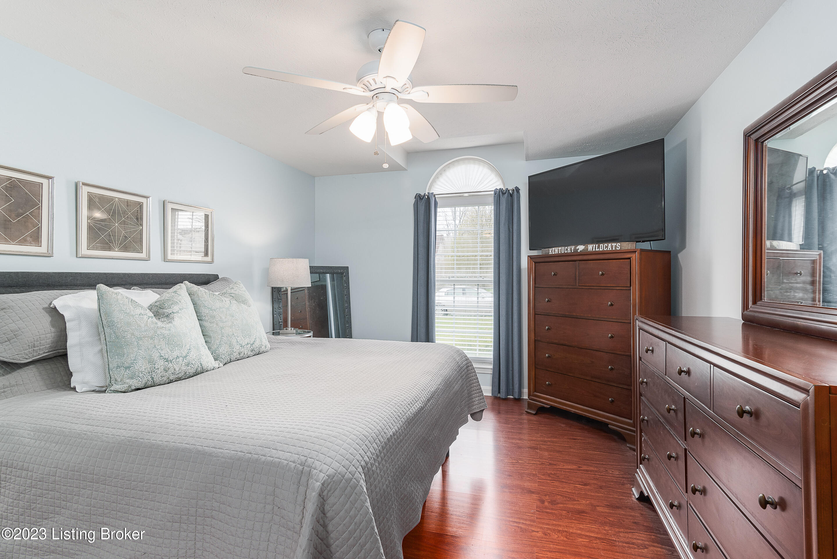 10411 Vantage Road Louisville, KY 40299 - Photo 18 of 39 NT10L-18