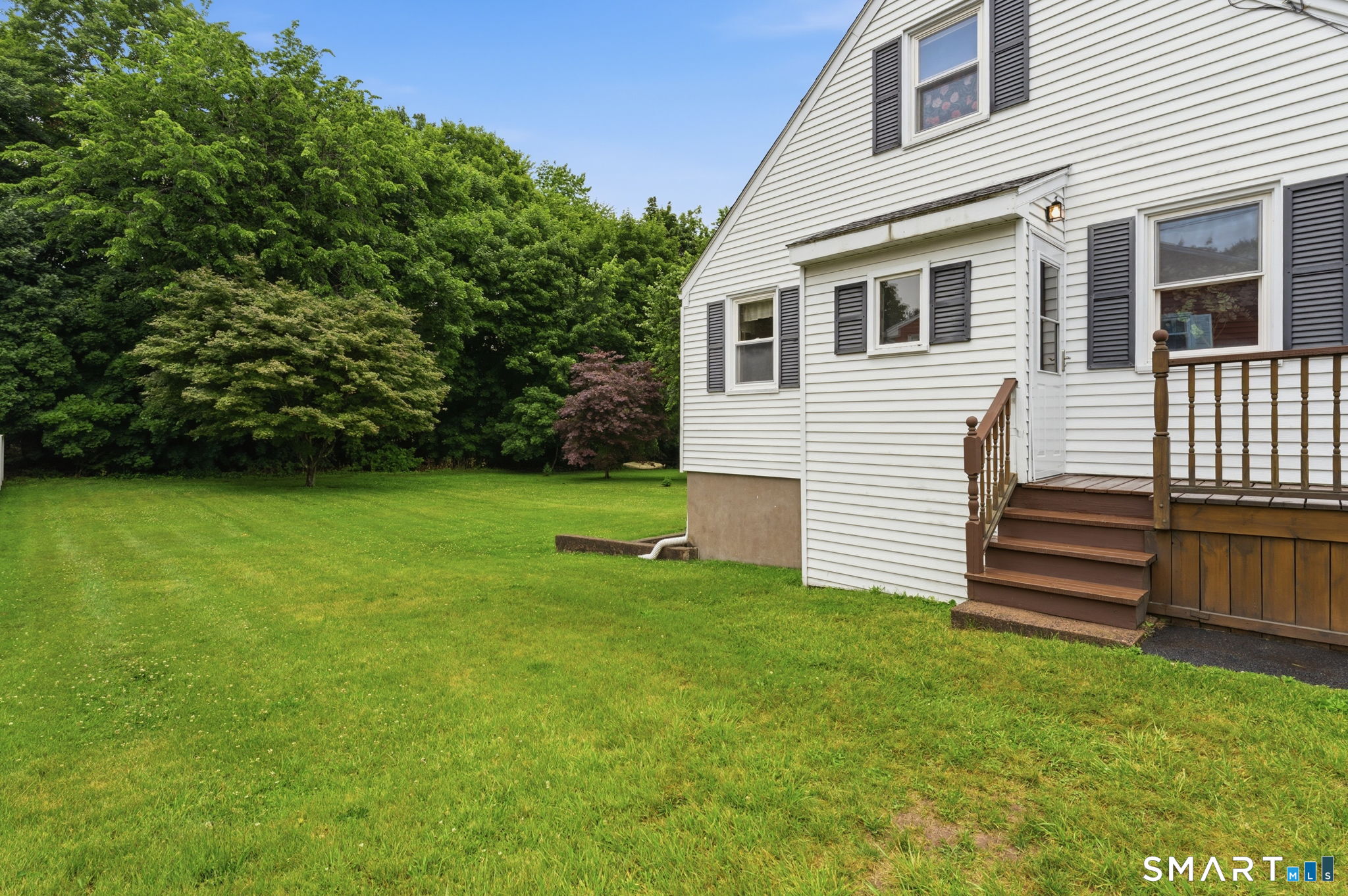 87 Lewis Street Middletown, CT 06457 - Photo 29 of 37