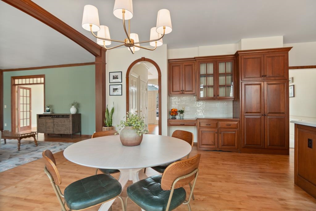 2071 Shady Lane Ashwaubenon, WI 54313 - Photo 17 of 47
