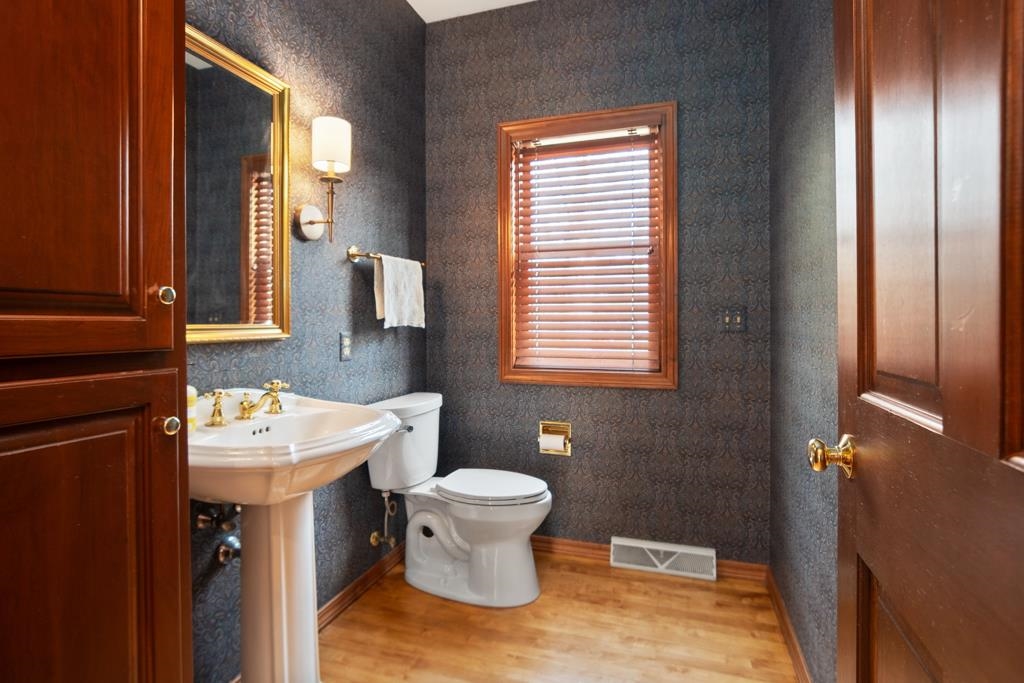 2071 Shady Lane Ashwaubenon, WI 54313 - Photo 21 of 47