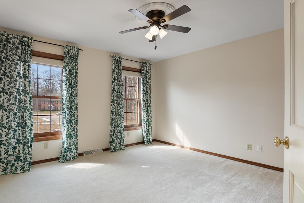 2071 Shady Lane Ashwaubenon, WI 54313 - Photo 30 of 47