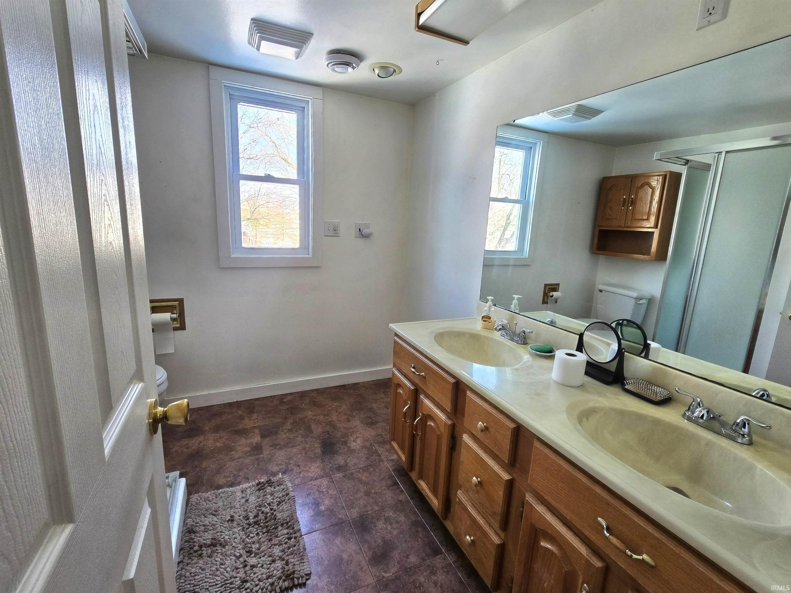 230 East Chestnut Street Waterloo, IN 46793 - Photo 19 of 36