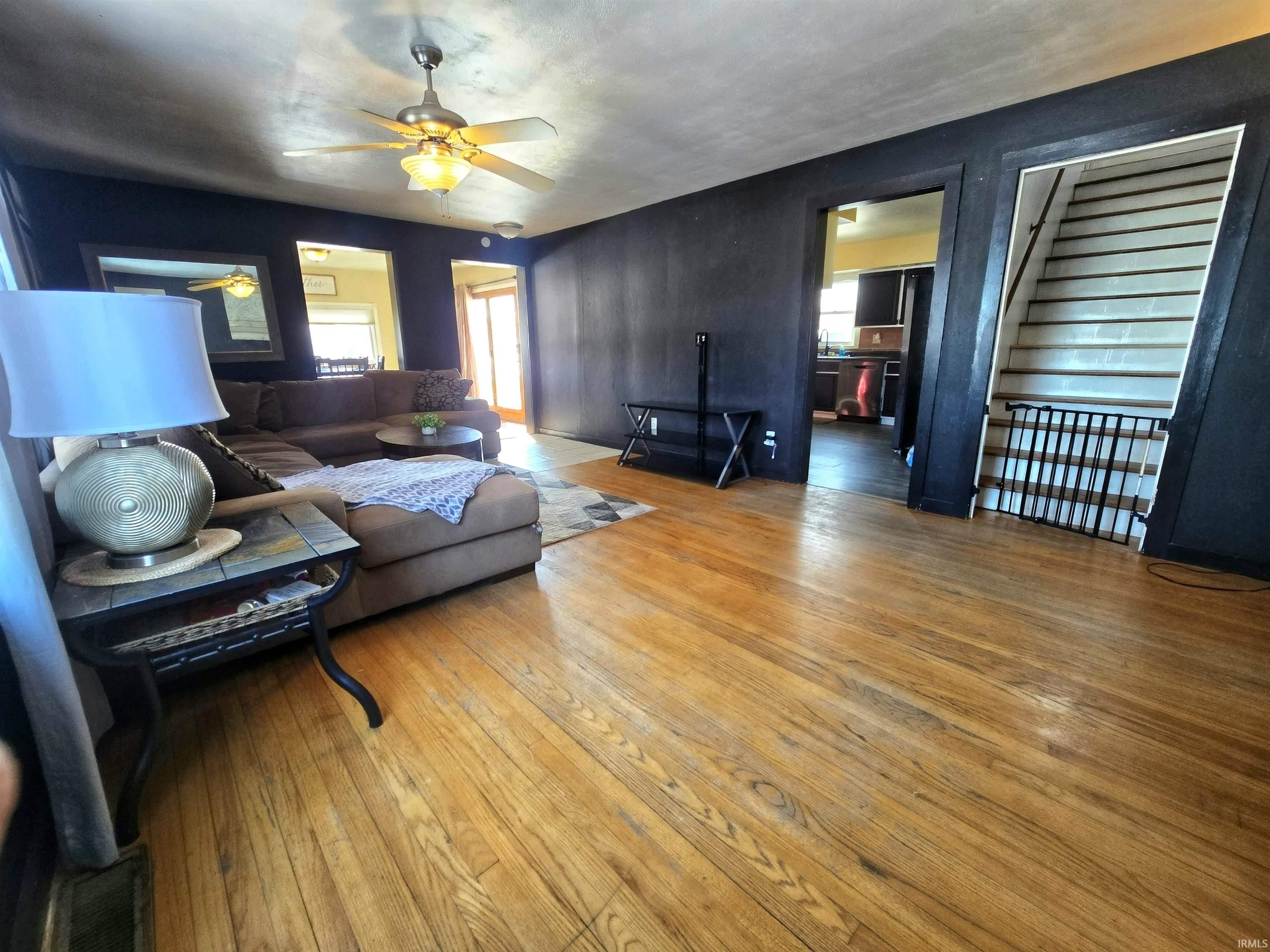 230 East Chestnut Street Waterloo, IN 46793 - Photo 5 of 36