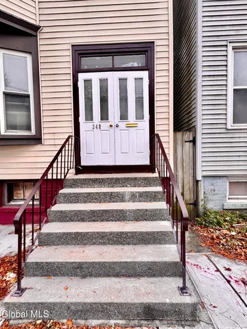 $234,900 | 348 1st Street, Albany, NY 12206
