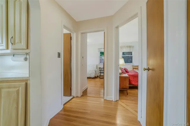 $959,000 | 908 6th Avenue, New Hyde Park, NY 11040