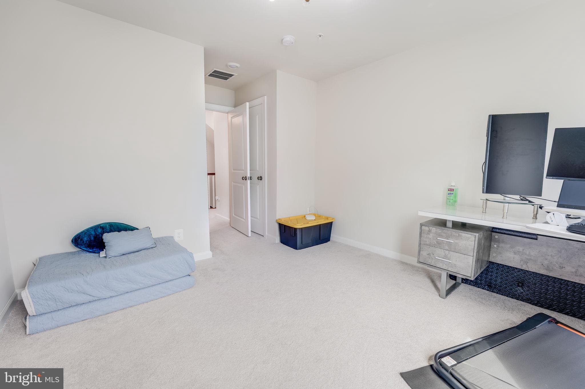15574 Grade Line Place Woodbridge, VA 22191 - Photo 16 of 34