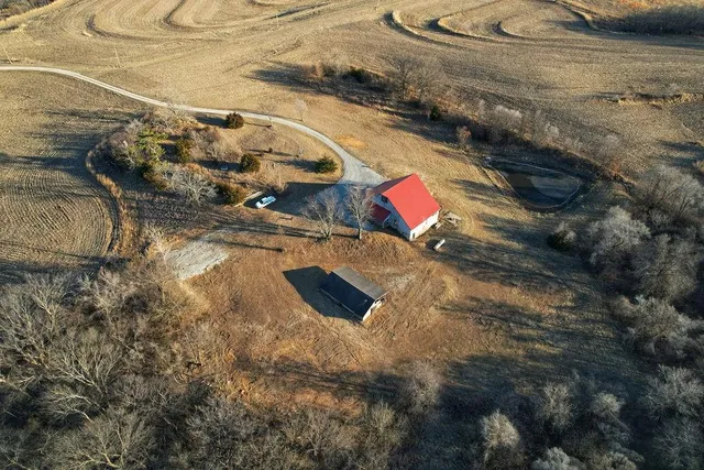 $399,000 | 23618 210th Road, Atchison, KS 66002