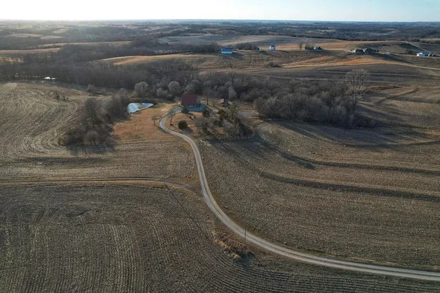 $399,000 | 23618 210th Road, Atchison, KS 66002