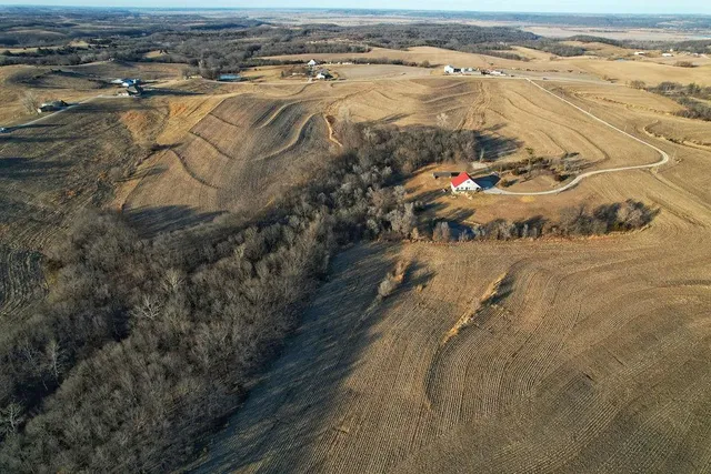 $399,000 | 23618 210th Road, Atchison, KS 66002