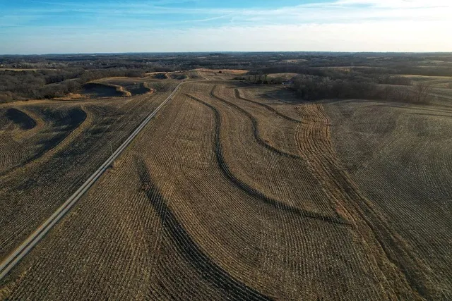 $399,000 | 23618 210th Road, Atchison, KS 66002