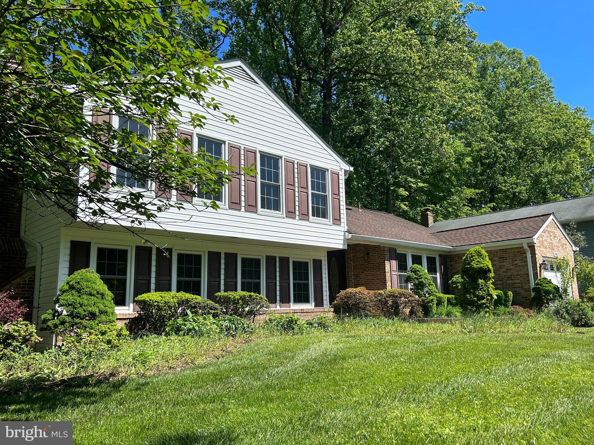 9451 Keepsake Way Columbia, MD 21046 - Photo 2 of 54 Main