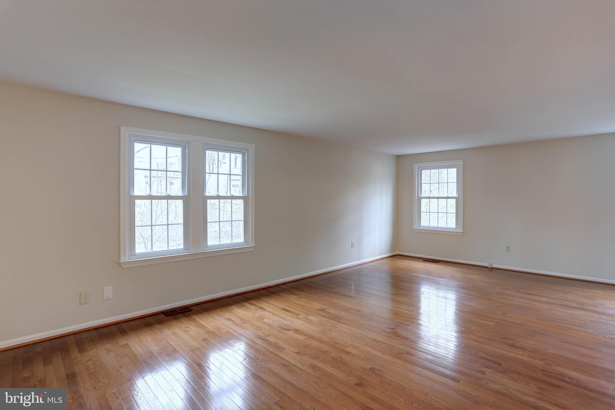 9451 Keepsake Way Columbia, MD 21046 - Photo 24 of 54 Primary Bedroom