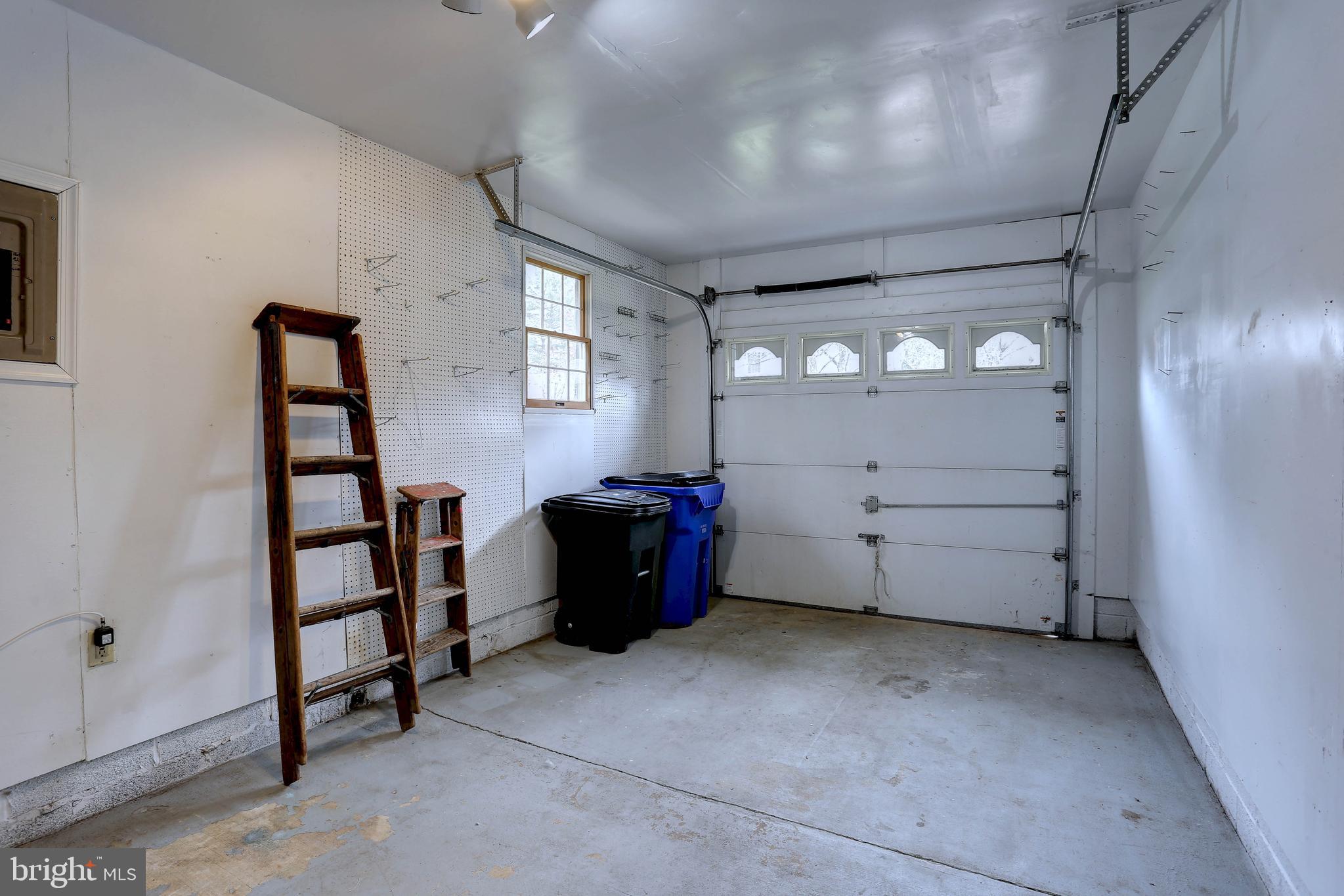 9451 Keepsake Way Columbia, MD 21046 - Photo 43 of 54 Garage