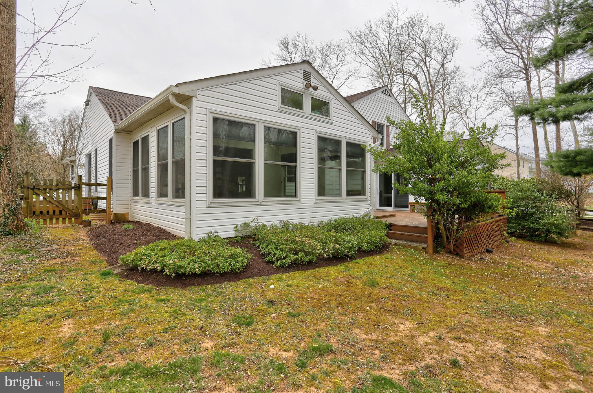 9451 Keepsake Way Columbia, MD 21046 - Photo 49 of 54 Exterior Back