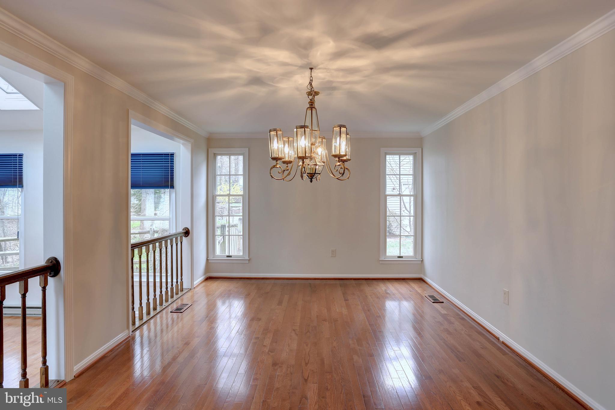 9451 Keepsake Way Columbia, MD 21046 - Photo 8 of 54 Dining Room