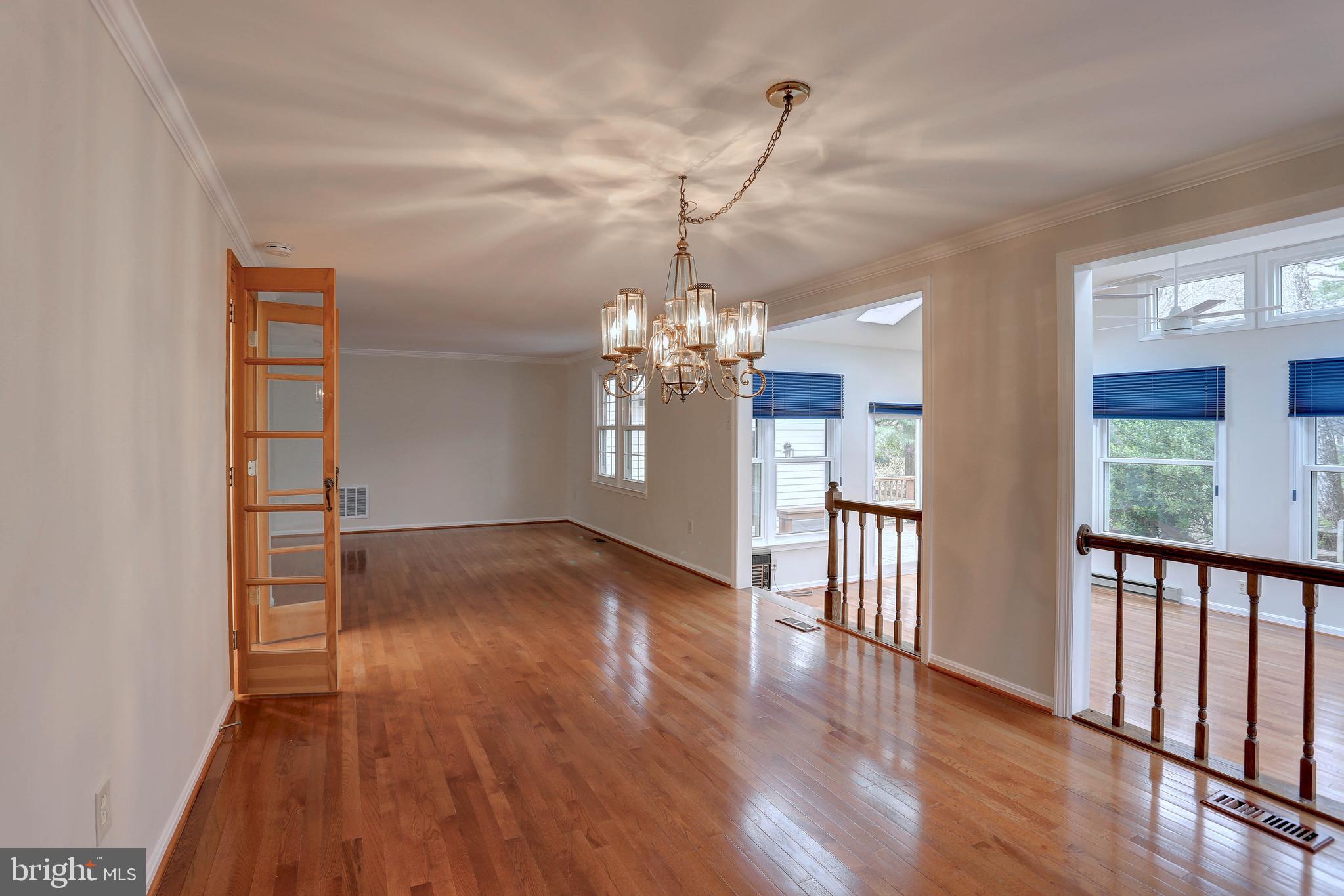 9451 Keepsake Way Columbia, MD 21046 - Photo 9 of 54 Dining Room