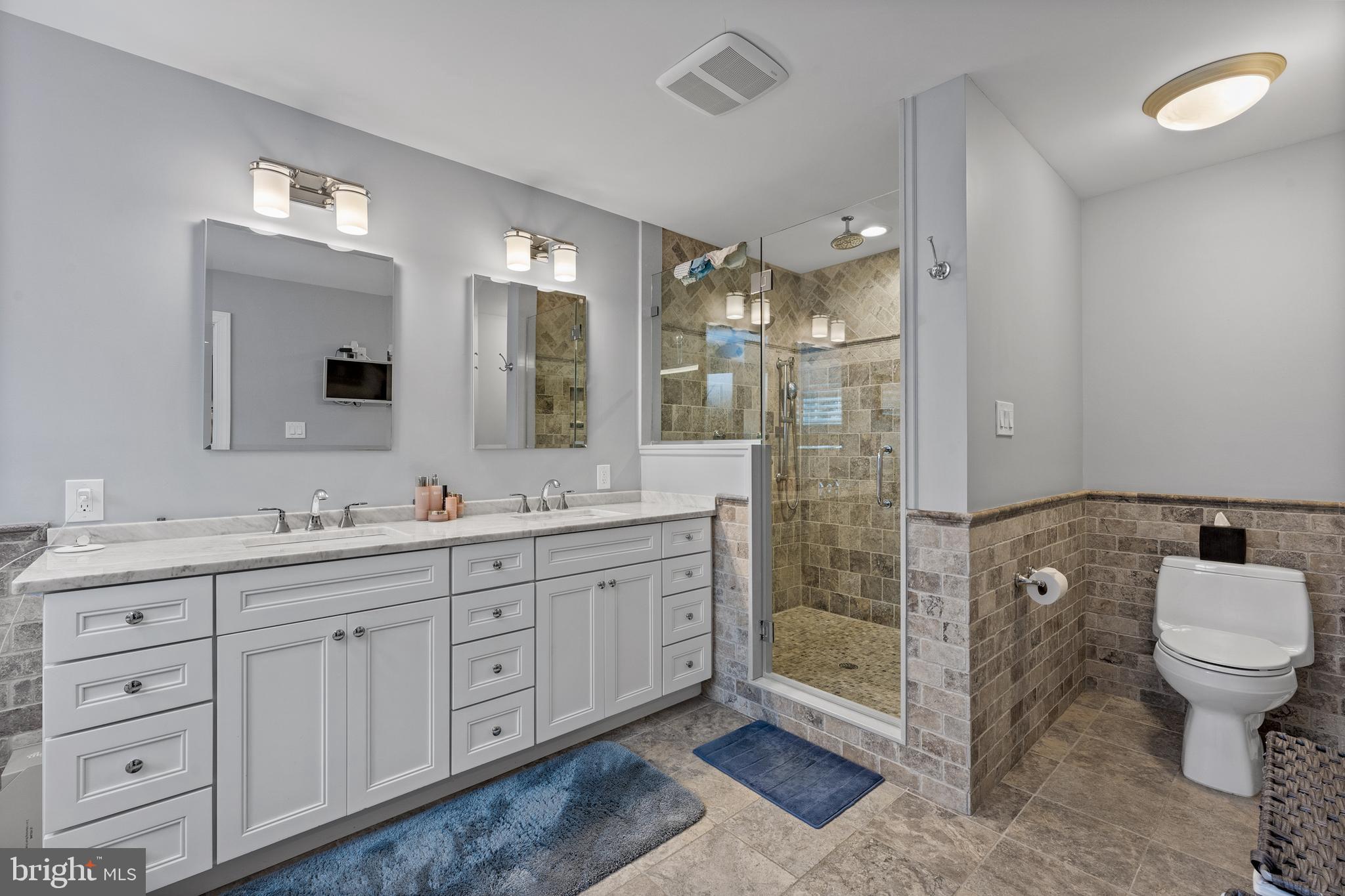650 Farragut Avenue Haddonfield, NJ 08033 - Photo 21 of 40 Primary bathroom