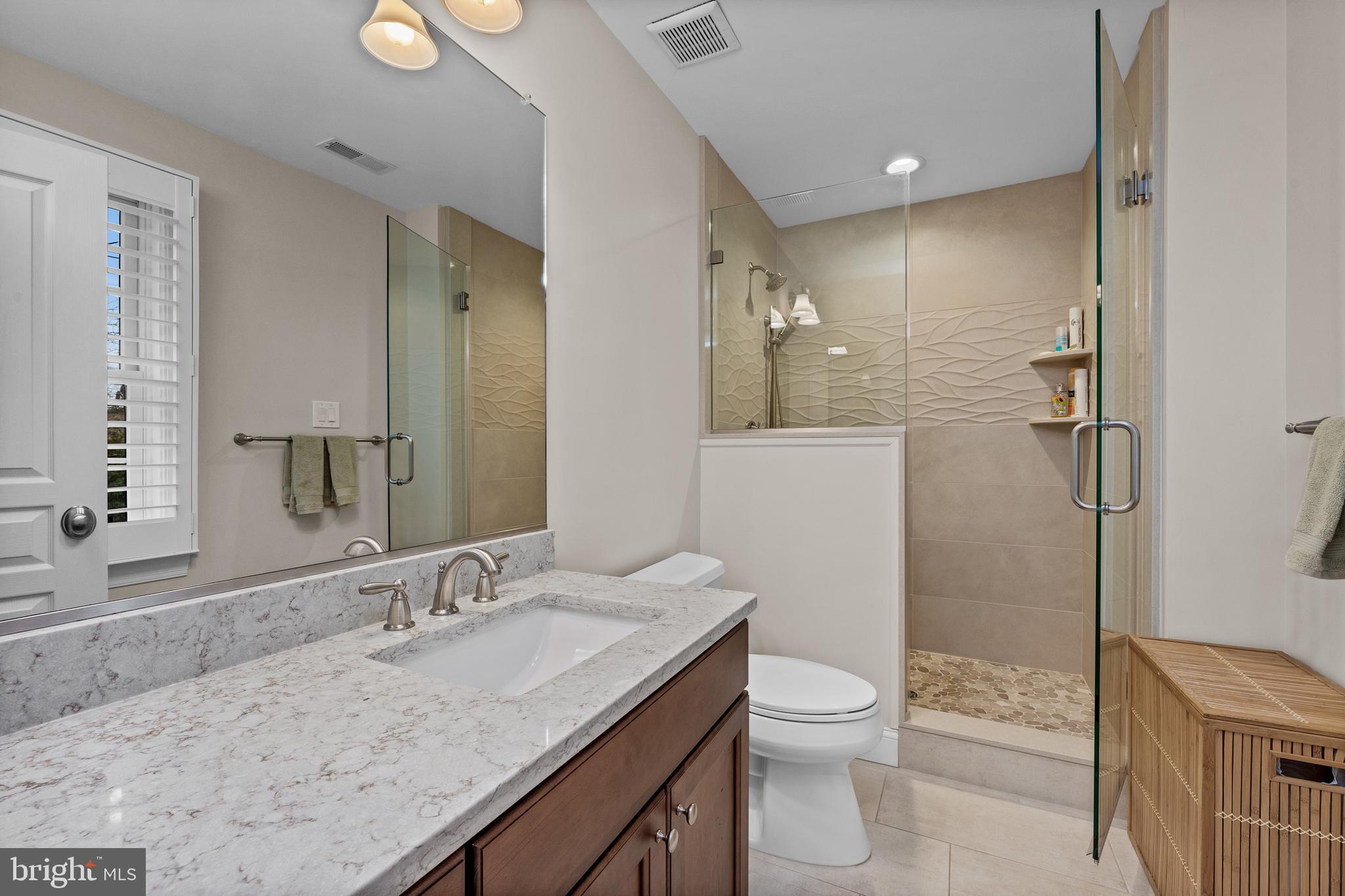 650 Farragut Avenue Haddonfield, NJ 08033 - Photo 29 of 40 Bedroom 5 bathroom