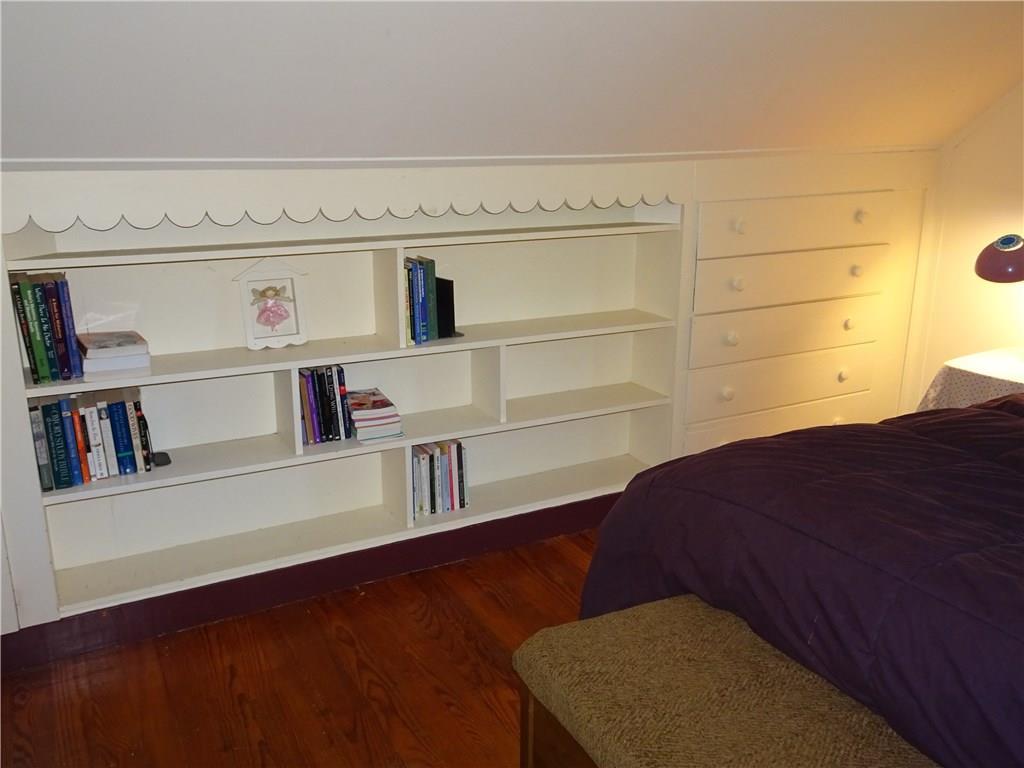 46 Raymond Road Portland, ME 04102 - Photo 19 of 32 Built-in book case and drawers in...