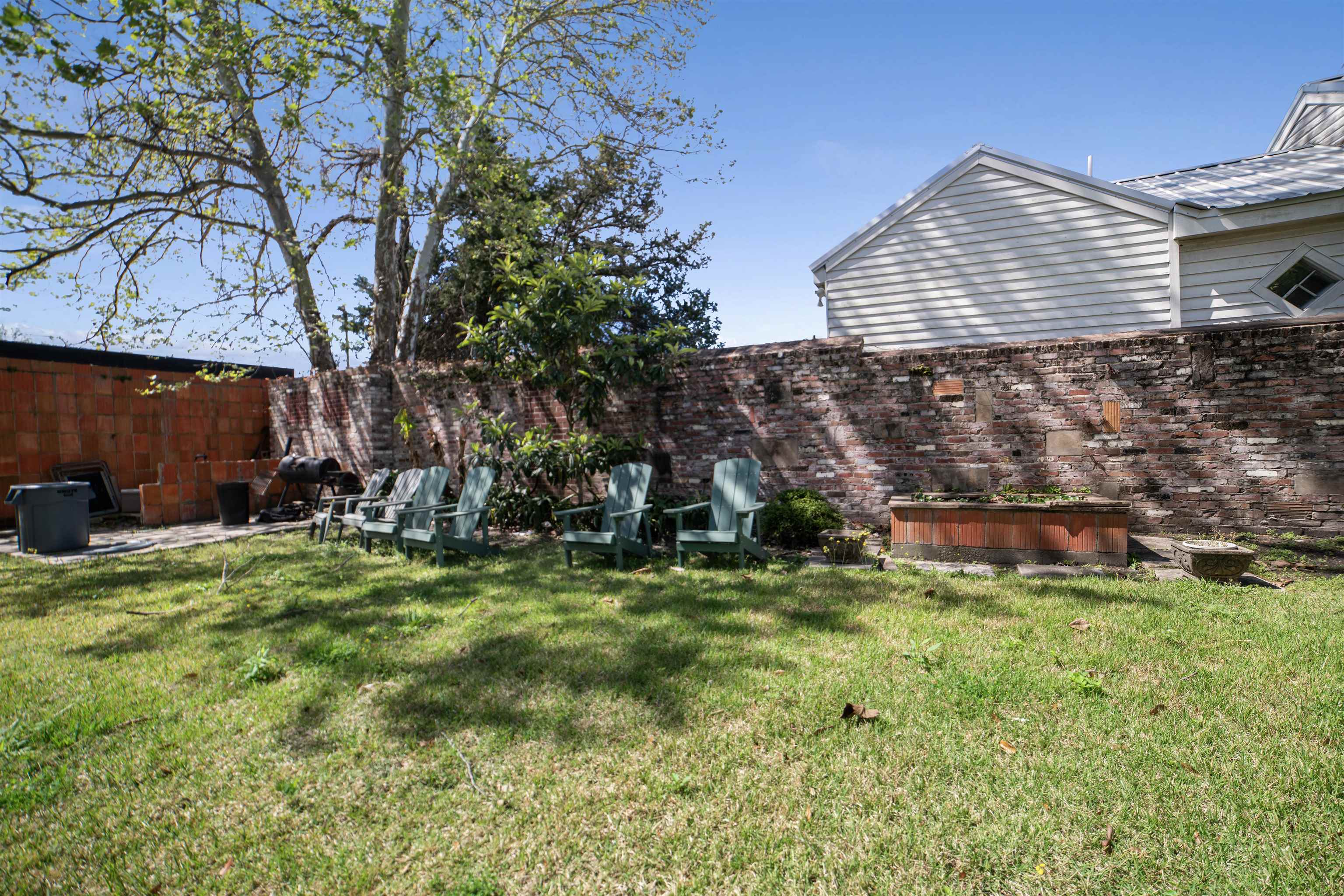 55 North Warren Street, Unit 3 Mobile, AL 36602 - Photo 21 of 22 Yard
