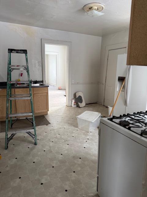 408 Randolph Street Racine, WI 53404 - Photo 9 of 13 IMG_0448