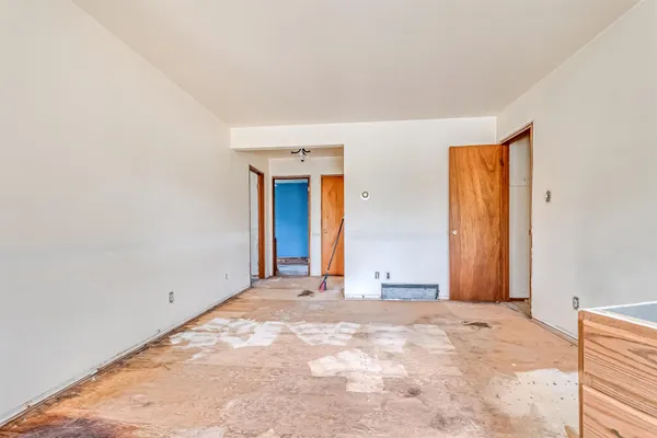 $450,000 | 1410 Hickory Lane, New Holstein, WI 53061