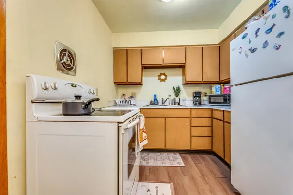 $450,000 | 1410 Hickory Lane, New Holstein, WI 53061