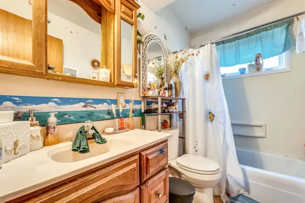 $450,000 | 1410 Hickory Lane, New Holstein, WI 53061