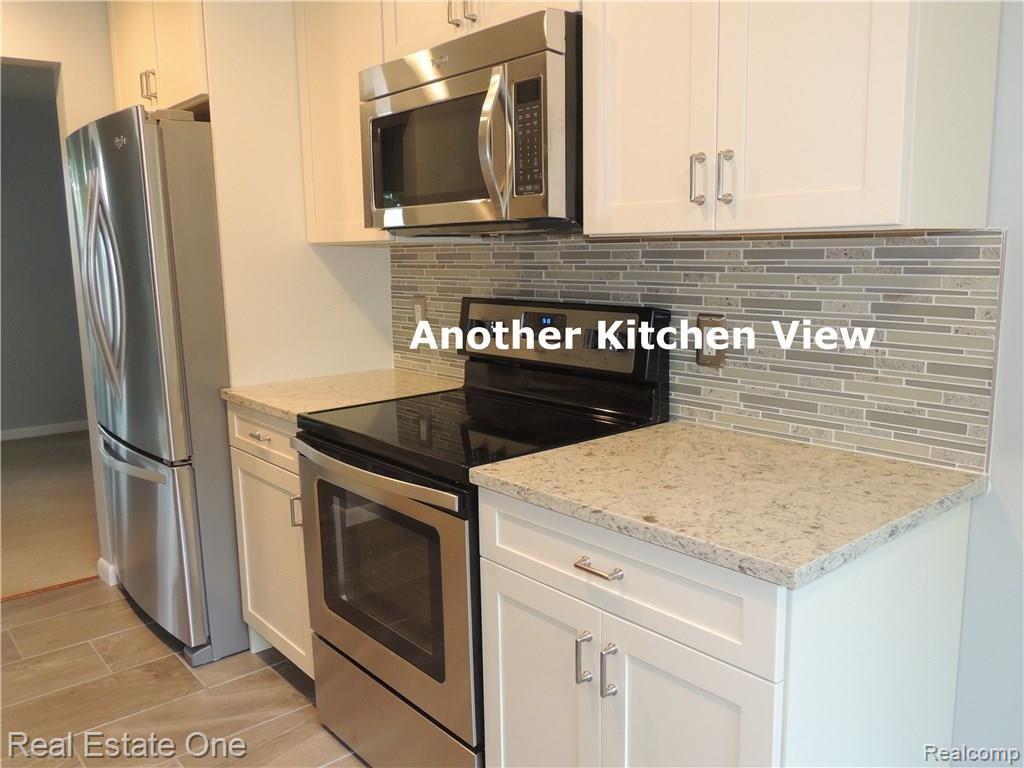 1018 Willow Grove Court, Unit 137 Rochester, MI 48307 - Photo 12 of 32