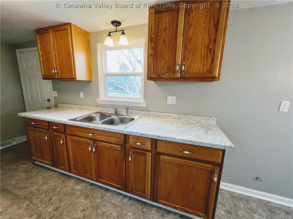 4682 Greer Road Point Pleasant, WV 25550 - Photo 12 of 35 Gallery Image 12