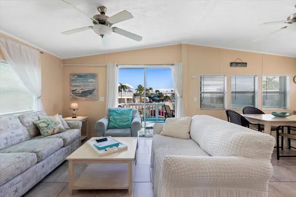 $525,000 | 701 Spanish Main Drive, Unit 453, Cudjoe, FL 33042