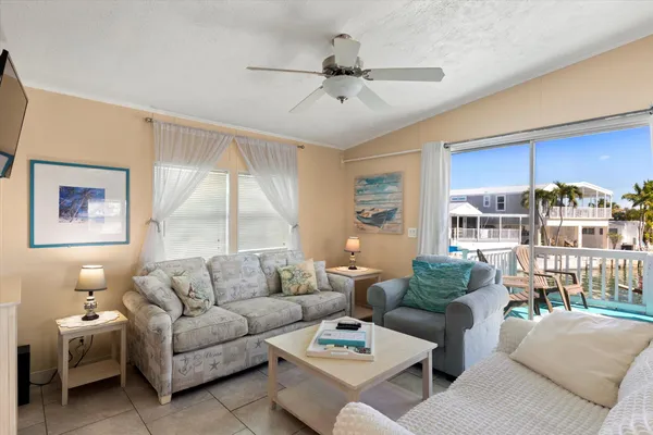 $525,000 | 701 Spanish Main Drive, Unit 453, Cudjoe, FL 33042