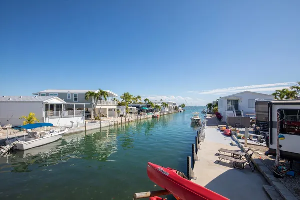 $525,000 | 701 Spanish Main Drive, Unit 453, Cudjoe, FL 33042