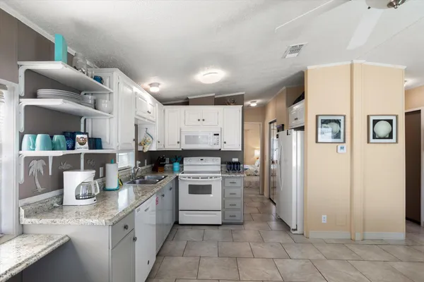 $525,000 | 701 Spanish Main Drive, Unit 453, Cudjoe, FL 33042