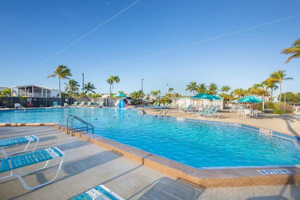 $525,000 | 701 Spanish Main Drive, Unit 453, Cudjoe, FL 33042