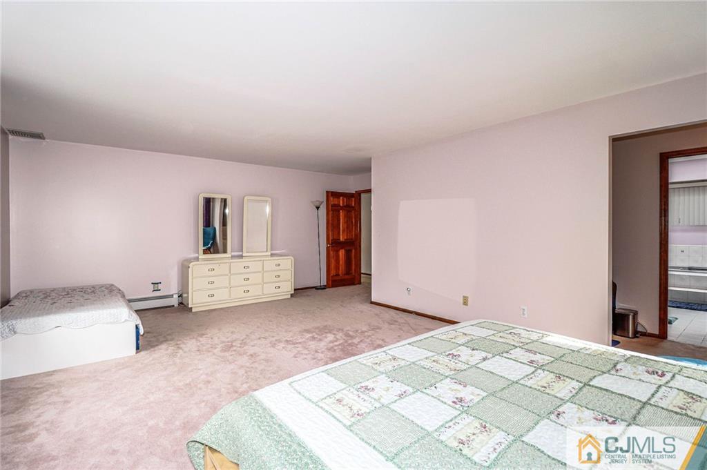 7 Mindy Road Edison, NJ 08820 - Photo 35 of 40 Gallery Image 35