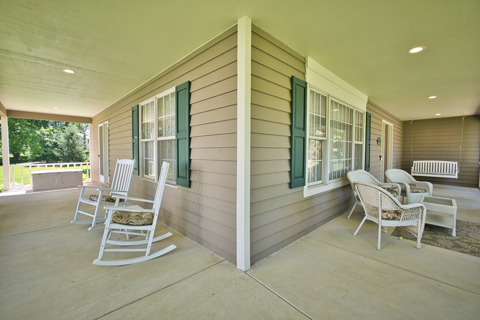 248 Perth Road Cary, IL 60013 - Photo 4 of 47