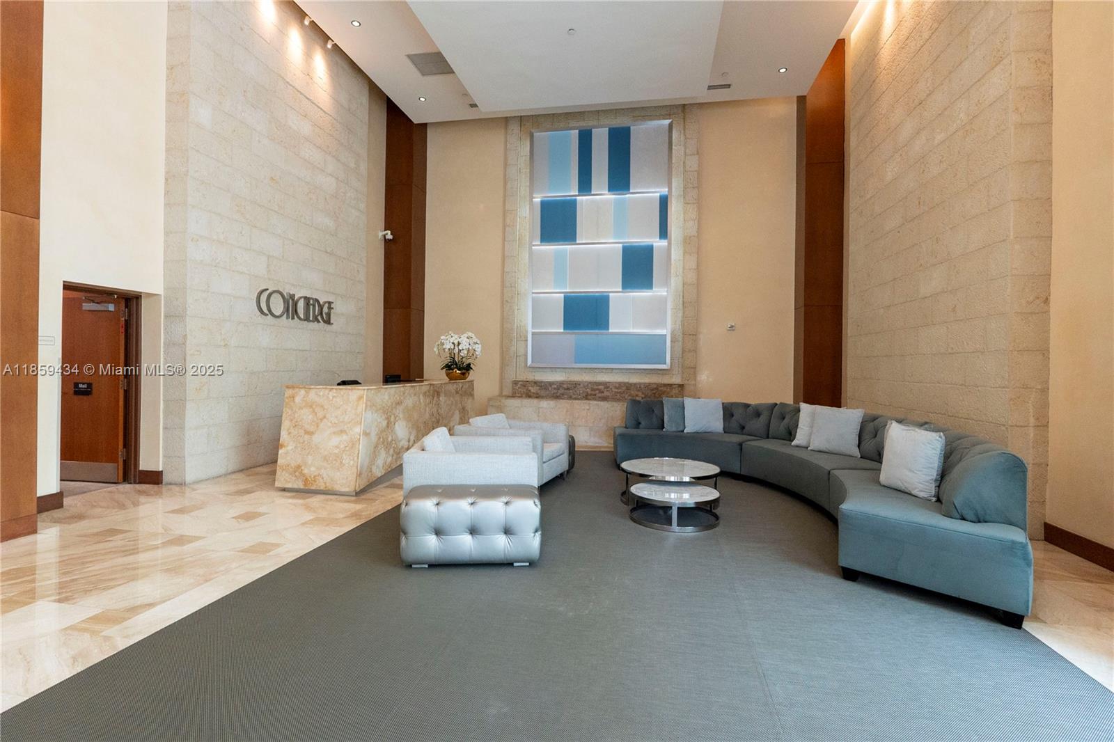 31 Southeast 5th Street, Unit 2610 Miami, FL 33131 - Photo 12 of 24