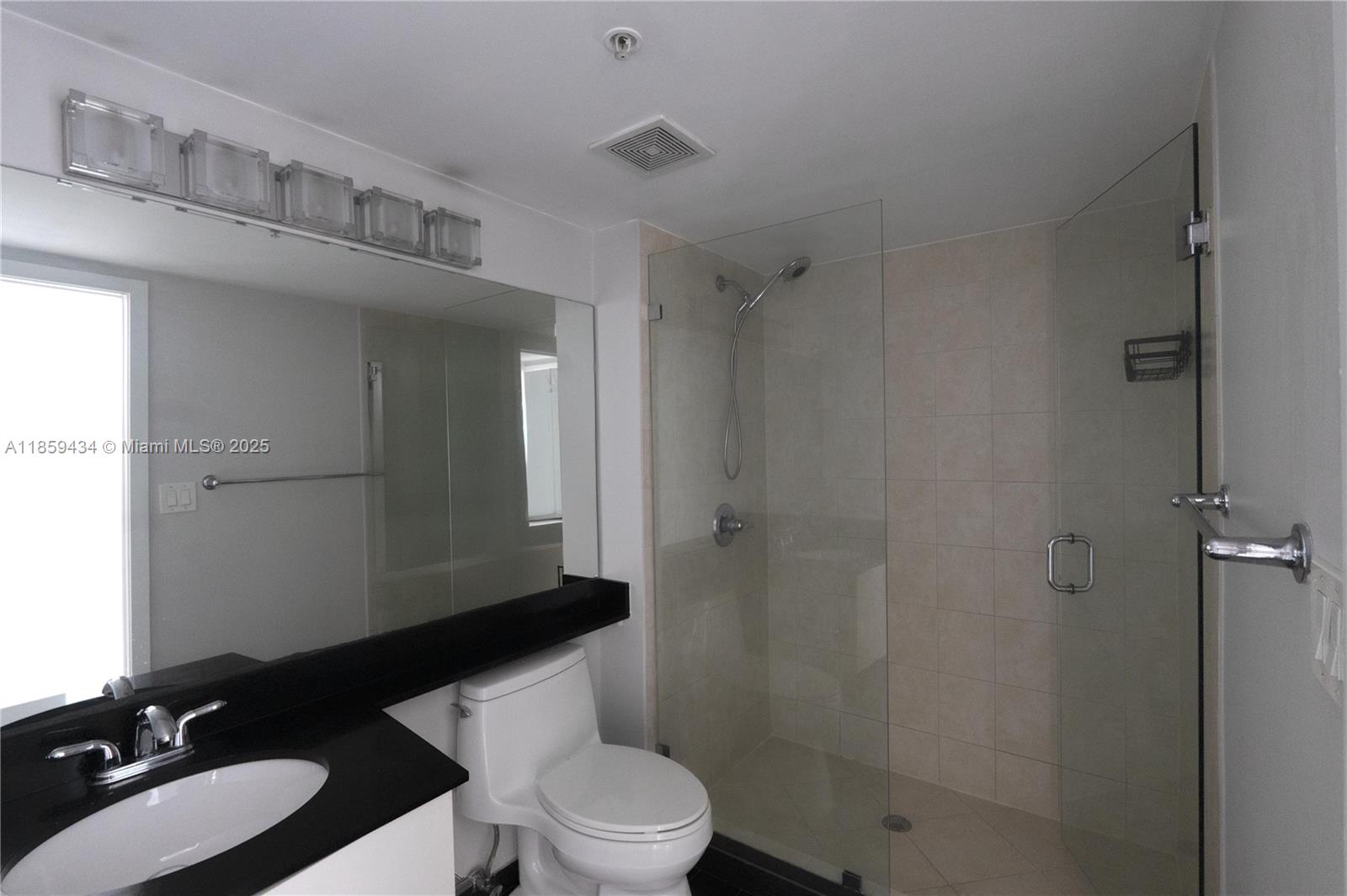 31 Southeast 5th Street, Unit 2610 Miami, FL 33131 - Photo 24 of 24