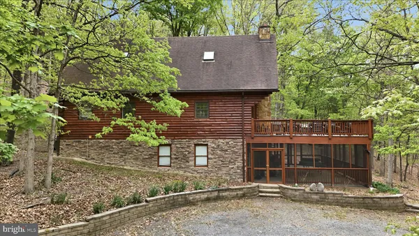 $449,900 | 355 Hemlock Court, Paw Paw, WV 25434