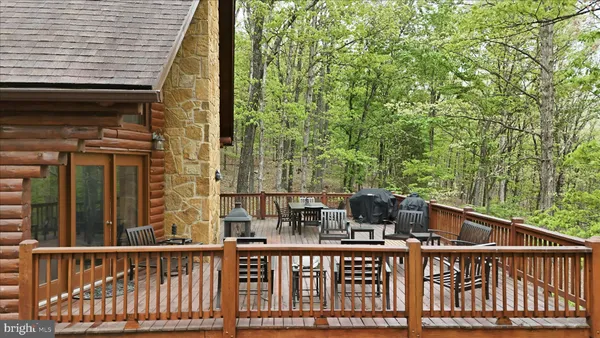 $449,900 | 355 Hemlock Court, Paw Paw, WV 25434
