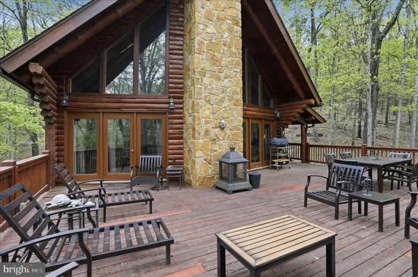 $449,900 | 355 Hemlock Court, Paw Paw, WV 25434