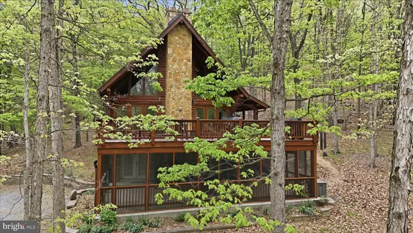 $449,900 | 355 Hemlock Court, Paw Paw, WV 25434