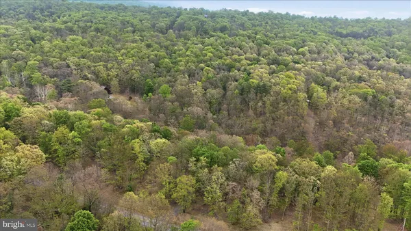 $449,900 | 355 Hemlock Court, Paw Paw, WV 25434