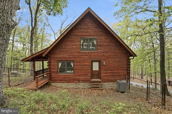 $449,900 | 355 Hemlock Court, Paw Paw, WV 25434